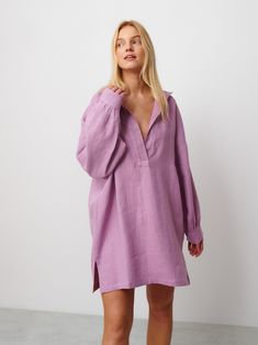 "SKY is an oversized long sleeve linen tunic dress. DETAILS - Collar neckline - Long sleeves - Above knee length - Oversized fit - 100% midweight European linen fabric - Cut and sewn to order just for you in our studio COLOR - Radiant Orchid, you can also choose other colors above - Fabric samples are available here https://www.etsy.com/listing/586569696/linen-fabric-samples SIZING & FIT - Size down for a more fitted look - Model is 5'8\" / 173cm and wearing a size S CARE FOR LINEN - Machine wash up to 30ºC/86ºF gentle cycle - Lay flat to dry or tumble dry low - Warm iron if needed - Do not bleach SIZE GUIDE Size conversion guide Size XS (US 0-2, IT 36-38, UK 4-6, Japan 3-5, France 32-34) Size S (US 4-6, IT 40-42, UK 8-10, Japan 7-9, France 36-38) Size M (US 8-10, IT 44-46, UK 12-14, Japan Oversized Spring Tunic For Daywear, Oversized Tunic For Spring Daywear, Oversized Long Sleeve Tunic For Spring, Oversized V-neck Shirt Dress For Daywear, Oversized Chic Linen Long Sleeve Dress, Oversized Chic Linen Dress For Spring, Chic Oversized Linen Dress For Daywear, Chic Oversized Linen Dress With Long Sleeves, Chic Oversized Long Sleeve Linen Dress