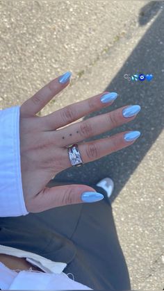 Blue Hoco Nails Almond, Basic Nail Ideas One Color, Nail Ideas Single Color, Baby Blue With Chrome Nails, Nail Inspo Pastel Colors, Pastel Chrome Nails Designs, Back To School Nails Chrome, Lake Blue Nails, Nails No Extension