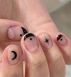 Short Black Nail Art, Shorts Nails Ideas, Very Short Nails Ideas, Short Nails Ideas, Mens Nails, Hello Nails, Hippie Nails, Punk Nails