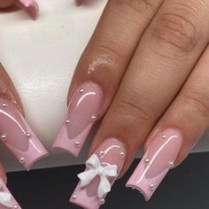 White Nail Sets, Bows And Pearls, Pink French Nails, Baby Pink Nails, Light Pink Nails, Spring Nail Designs, Acrylic Press On Nails, Girly Acrylic Nails, Cute Acrylic Nail Designs