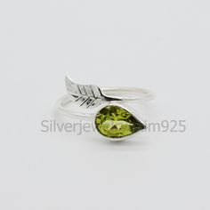 Natural Green Peridot Silver Ring-Dainty Green Gemstone Ring-Peridot Engagement Ring-925 Solid Sterling Silver Ring-Green Parrot Jewelry. Parrot Jewelry, Peridot Engagement Rings, August Birthstone Ring, Ring Cuts, Green Gemstone Ring, August Birthstone, Peridot Ring, Green Peridot