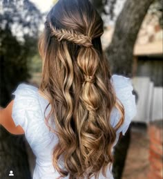 Event Hairstyles, Bridesmaid Hair Makeup, Bride Look, Wedding Hair And Makeup, Curly Girl, Homecoming Hairstyles, Hairstyles For School, How To Make Hair, Bride Hairstyles