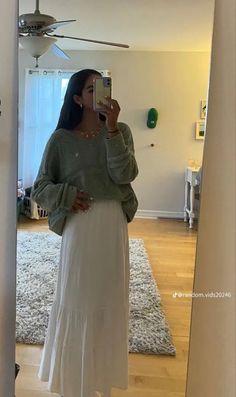 Sunday Fits Aesthetic, Teacher Long Skirt Outfits, Fit Ideas Modest, Easter Outfit Inspo Church, Modern Christian Outfits, Long White Skirt Outfit Ideas Modest, Sunday Church Outfits Summer, Cute Modest Outfits For Summer, Teen Church Outfits Winter