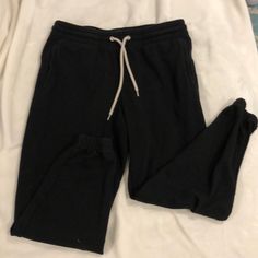 Great Condition Never Worn Black Fitted Black Casual Sweatpants, Black Pants With Comfort Waistband For Loungewear, Fitted Black Sweatpants With Pockets, Black Lounging Bottoms With Comfort Waistband, Black Bottoms With Comfort Waistband For Lounging, Casual Fitted Black Joggers, Casual Black Fitted Joggers, Black Relaxed Fit Joggers For Lounging, Basic Black Bottoms With Pockets