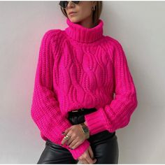 Absolutely Famous Turtle Neck Cable Knit Sweater. New With Tags. Hot Pink Size Medium. Material Polyester. Shoulder To Hem 23" Armpit To Armpit 22" Inv A077 Outfits Fucsia, Women Outfit Style, Daring Outfits, Winter Outfits 2022, Ladies Sweaters, Formal Chic, Green Turtleneck Sweater, Winter Turtleneck, Casual Turtleneck