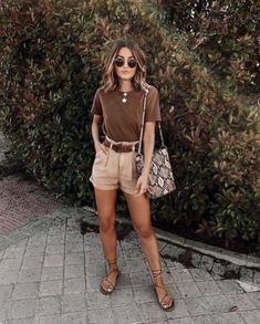 Elegante Casual, Looks Chic, Summer Fashion Outfits, Cute Summer Outfits, Mode Inspiration, Casual Summer Outfits, Summer Outfits Women