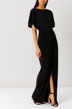 49 Trendy wedding guest gown classy black tie #wedding Formal Evening Dresses Classy, Dinner Gowns Classy Style, Dinner Gowns Classy, Black Tie Wedding Attire, Black Tie Dress Wedding, Wedding Guest Gown, Black Wedding Guest Dresses, Black Tie Event Dresses, Black Tie Wedding Guest Dress