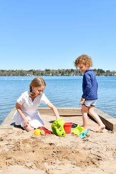 Sand and outdoor toys