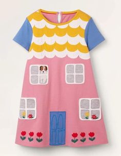 Appliqué Dress, Feeling At Home, Pink House, Quirky Fashion, Roof Tiles, Applique Dress, Design Dress, House Dress, Mode Online