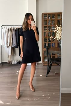 Professional Dress For Women, Women Office Outfits, Work Dresses Outfits, Black Work Dresses, Office Wear Dresses, Business Dress Women, Casual Dresses Plus Size, Smart Casual Dress