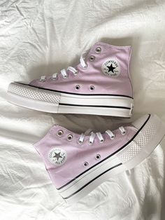 @sarahhcaitlinn Shoe Wishlist 2022, Aesthic Shoes, Pastel Pink Converse, Pink Converse Aesthetic, Coquette Converse, Pastel Converse, Light Pink Converse, Zapatillas All Star, Story Script