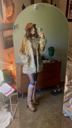 Penny Lane Coat Aesthetic, Penny Lane Coat 70s, Hippie Cold Weather Outfits, Pennylane Coat Outfit, 60s Winter Outfits, Penny Lane Outfits, Penny Lane Aesthetic