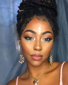 Coachella Makeup Ideas, African Face Paint, African Makeup, Hippie Makeup, Boho Makeup, Gold Makeup Looks