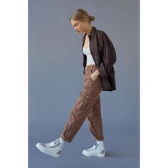 Utility-Look Jeans From Bdg With A Baggy Fit Through The Straight Leg Silhouette. Offers A High-Rise Elastic Waistband And Topped With A Zipper Fly And Snap Button Closure. Available Only At Uo. Content + Care - 100% Cotton - Machine Wash - Imported Size + Fit - High Rise - Straight Leg - Ankle Length - Model In Light Brown Is 5’5” And Wearing Size 26 - Measurements Taken From Size 26 - Waist: 24" - Rise: 12” - Inseam: 25" - Leg Opening: 14” High Waisted Baggy Jeans, Cargo Pants Outfit, Trendy Skirts, Tomboy Outfits, Wide Jeans, Pants Outfit, Shirt Jacket, Light Brown, Womens Bottoms