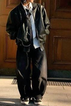 Street Wear Outfit Ideas Men, Fit With Leather Jacket, Button Up With Leather Jacket, Black Raincoat Outfit Men, Mens Fit Ideas, Layered Outfits Aesthetic Men, Guy Clothing Aesthetic, Leather Jacket Fits Men, Men Outfits Y2k