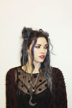 colorsss 90s Hairstyles Grunge, 90s Grunge Hairstyles, Grunge Hairstyle, Grunge Hairstyles, Witchy Hair, Weekend Hair, 90s Grunge Hair, Glam Punk, Gothic Hairstyles