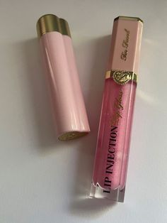 Lip Gloss Too Faced, Too Faced Coquette, Too Faced Makeup Aesthetic, Too Faced Aesthetic, Too Faced Lip Gloss, Two Faced Makeup, Too Faced Lipstick, Two Faced, Lip Cosmetics