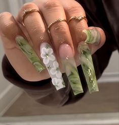 Light Green Birthday Nails, Deep Green Nails Acrylic, Green With Flowers Nails, Baddie Nails Green, Green Nails With 3d Flowers, Tiana Inspired Nails, Green Nature Nails, Princess And The Frog Nails Acrylic, Green Marble Nails Acrylic