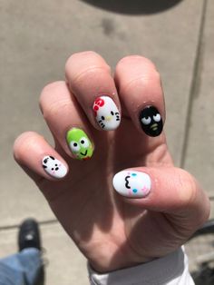 Hello Kitty Nails Short Easy, Hello Kitty Manicure Short Nails, Cute Sanrio Nails Short, Sanrio Nail Art Short, Keroppi Nails Short, Simple Hello Kitty Nails Short, Hello Kitty Painted Nails, Hello Kitty Nails Art Short, Easy Sanrio Nails