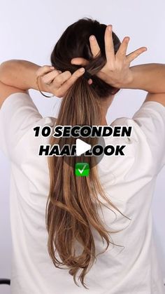 73K views · 1.2K likes | Xelly Cabau van Kasbergen on Instagram: "Keep it simple✅Geen spiegel nodig, alleen een elastiekje en 10 seconden! 🤗💃🏻 #hair #hairtutorial #hairstyle #hairstylist #hairstyles #hairideas #foryou #foryoupage #contentcreator #haircolor #viralreels" Super Simple Hairstyles, Easy Care Hairstyles, Hairstylist Hairstyles, Spiked Hair, Game Day Hair, Hair Stylist Life, Hairdo For Long Hair, Short Hair Styles Easy, Volleyball Hairstyles