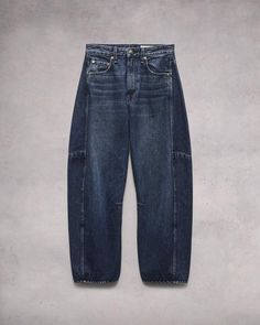 The Charlie. The perfect update to your denim lineup, defined by an exaggerated barrel shape with a relaxed, looser fit and a slight tapered curve that hits at the ankle. Crafted in Lightweight Rigid non-stretch denim that provides structure, but breaks in over time for a soft and comfortable feel. In Teo, a dark indigo wash with a clean hem. Teo 31 Denim Wide Leg, Dark Indigo, Wide Leg Denim, Athletic Fits, Rag & Bone, Wide Leg Jeans, Short Pants, Denim Women, Stretch Denim