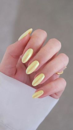 Summer Yellow Nails, Yellow Nail Art, Yellow Nails Design, August Nails, Yellow Nail, October Nails, Summer Yellow, Nails 2024