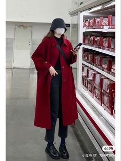 Red Outfit Korean, Japan Outfit Winter, Red Coat Outfit, Red Black Outfit, Winter Hijab, Coat Outfit Casual, Winter Coat Outfits, Neat Casual Outfits, Outfit Korean Style