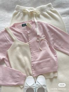 Dollete Outfits Aesthetic, Fashion Mistakes, Cute Everyday Outfits, Looks Chic, Really Cute Outfits, 10 Pounds, Kawaii Clothes, Airport Outfit, Pink Outfit