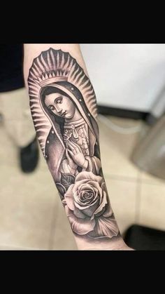 Heart Lock Tattoo, Maria Tattoo, Lock Tattoo, Virgin Mary Tattoo, Lady Guadalupe, Mary Tattoo, Heart Lock, Simplistic Tattoos, Tattoo Stencils