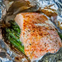 salmon and asparagus wrapped in foil