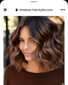 Sunkissed Hair Highlights, Chocolate Cherry Brown Hair, Medium Length Hair Color Ideas, Medium Length Hair Color, Cherry Brown Hair, Sunkissed Hair Brunette, Sunkissed Hair, Hair Blending, Cherry Brown