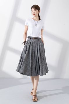 Linen Full Circle Skirt With Pockets Pleated High Waist Skirt - Etsy Gray Lined Midi Skirt, White Knee-length Skirt With Pleated Hem, Gray Flared Flowy Skirt, Gray Flowy Flared Skirt, Summer Gray Pleated Skirt, Chic Knee-length Gray Skirt, Chic Gray Knee-length Skirt, Casual Long Skirt With Pleated Waist, Casual Knee-length Pleated Bottoms