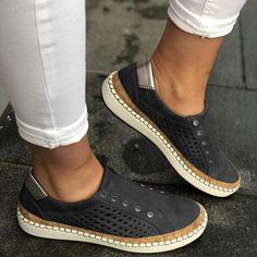 Style Daily.Casual Item Boots Upper Material Faux Suede Toe: Closed Toe Closure Type: Slip-On Heels: Mid Heel Suede Shoe Style, Casual Summer Flats, Basket Sport, Casual Flat Shoes, Breathable Sneakers, Casual Loafers, Casual Flats, Lace Up Heels, Loafers For Women