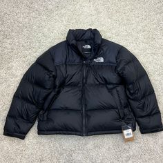 The North Face Men’s 1996 Retro Nuptse Puffer Jacket Nwt Black - Size Xl. Https://Www.Thenorthface.Com/En-Us/Mens/Mens-Jackets-And-Vests/Mens-Insulated-And-Down-C300771/Mens-1996-Retro-Nuptse-Jacket-Pnf0a3c8d?Color=Le4&Utm_content=Ecomm&Utm_medium=Cpc&Utm_source=Google&Utm_campaign=Us%20%7c%20all%20%7c%20hybrid%20%7c%20shop%20-%20aut%20~%20all%20-%20all%20%20-%20trending%20products%20-%20general%20-%20pmax%20shopping&Utm_term&Gad_source=1&Gbraid=0aaaaadl87ibpg49-Tjr5fi4zbb4up7au9&Gclid=Cj0kcqia- Heavyweight Winter Outerwear For Streetwear, Black The North Face Puffer Jacket With Pockets, North Face Nuptse Jacket, Jackets For Winter, The North Face Puffer Jacket, Black Coat Men, 1996 Retro Nuptse Jacket, North Face 1996, Retro Nuptse Jacket