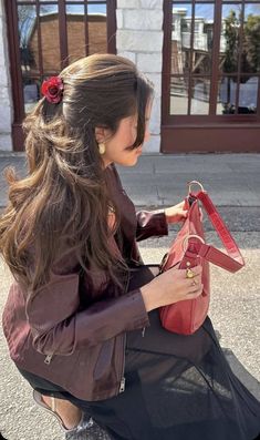 Zipper Aesthetic, Scrunchie Bun, Montreal Fashion, Shoes Instagram, Date Hairstyles, Gorgeous Birthday, Birthday Hairstyles, Heels Silver, Color Story