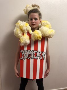 Popcornbox Diy Popcorn Costume, Popcorn Costume Diy, Peanut Costume, Witches And Warlocks, Popcorn Costume, Kraft Dinner, Diy Popcorn, Box Costumes, Easy Diy Costumes