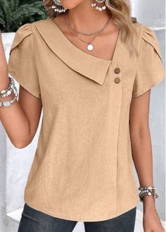 Stylish Tops For Women, Women Blouses Fashion, Trendy Tops For Women, Trendy Tops, Basic Style, Blouse Styles, Short Sleeve Blouse, Fashion Tops, Apricot