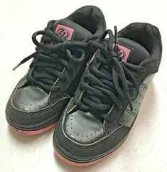 Heelys Skate Skater Shoes Sneaker Size: US Women's 7  Black Suede Leather with Pink Accents 7115 BT0805  Lace Up Cushioned Collar & Tongue My home is Pet & Smoke Free! 1F Box 1 0122-29 Skater Sneakers, Skater Shoes, Pink Accents, Pink Suede, Skate Shoes, Nike Air Force Sneaker, Black Suede, Suede Leather, Sneakers Nike