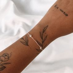 Vine Bracelet Tattoo, Arm Cuff Tattoo, Arm Wrap Tattoo, Wrap Around Wrist Tattoos, Wrap Around Tattoo, Small Girly Tattoos, Wrap Tattoo, Tasteful Tattoos, Petite Tattoos