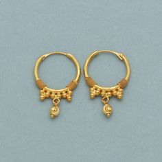 Gold Bali, Earring Indian, Desi Jewelry, Gold Hoop Earring, Bali Earrings, Take It Easy, Ear Rings, Pure Gold, Fine Jewellery Earrings