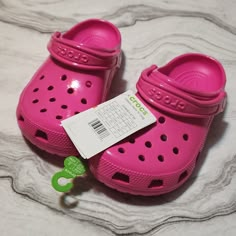 Size M4/W6 Brand New With Tags No Defects Crocs Pink Aesthetic, Pink Crocs With Charms, Crocs Vsco, Hot Pink Crocs, Croc Shoes, Crocs Pink, Pink Crocs