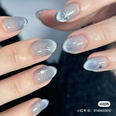 Cute Korean Gel Nails, Cat Eye Douyin Nails, Blue Silver Nail Art, Blue Silver Nail Designs, Cateye Nailart Korean, Lilac Cat Eye Nails, Silver Blue Nails, Baby Blue Nail Art, Blue And Silver Nails