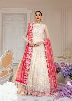 Akbar Aslam, Dresses Pakistani, Pakistani Dresses Online, Designer Brands Fashion, Pakistani Party Wear, Zari Embroidery, Embellished Clothing, Embroidered Dupatta, Pakistani Wedding Dresses