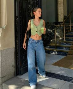 @breiigonzalez Elegante Casual, Vest Outfits, Waist Jeans, Cute Casual Outfits