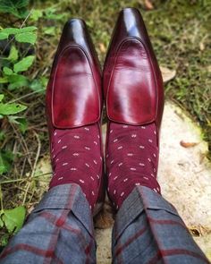 Shipping Via Fedex Flower Dots Burgundy Cotton Socks The Fil d'Ecosse Viccel Solid Flower Dots Burgundy Cotton Socks Pin Dots will elevate your formal look. Durable and made from the most superior Fil d'Ecosse these men's socks are hand-finished creating a premium men's sock, available in a large range of colours. We designed with comfort and style in mind, Viccel Solid Flower Dots Burgundy Cotton Socks from Viccel Dress socks will become your go-to socks of the season. They complement a crisp p Texture Socks, Mid Calf Socks, Custom Cowboy Boots, Flower Socks, Over The Calf Socks, Foot Socks, Socks Gift, Modern Gentleman, Calf Socks