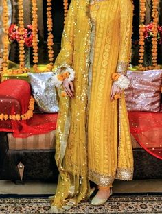 Haldi Ceremony Outfit For Bride Pakistani, Haldi Ceremony Outfit Pakistani, Mayo Bride, Ubtan Dress, Mayoon Dresses, Haldi Function Dress, Mayoon Bride, Mustard Colored Dress