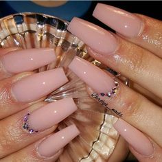 Winter Nails Natural, Natural Acrylic Nails, Purple Acrylic Nails, Pretty Nail Art Designs, Natural Glam, Glam Nails, Short Acrylic Nails Designs, Nails Desing, Pedicures