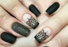 Mandala Nails, Lace Ideas, Aztec Nails, Lace Nail Art, Gel French Manicure, French Manicures, Lace Nails, Nails Design With Rhinestones, Creative Nail Designs