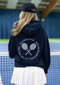 Hamptons Tennis, Shuffles Preppy, Tennis Pictures, Tennis Wear, Tennis Outfit Women, Tennis Match