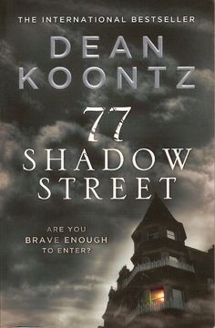 the book cover for seven shadow street by dean koonttz